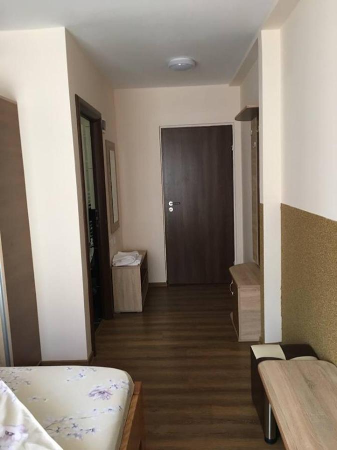 Motel Mesterul Manole Curtea De Arges Ngoại thất bức ảnh